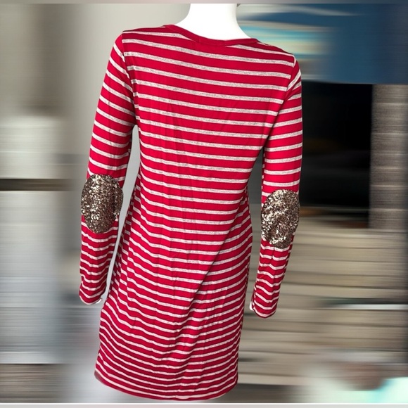 5~Piece dress lot Size Small - Picture 11 of 11